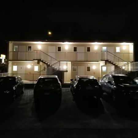 Bayfield Motel And Apartment Dunedin Exterior photo